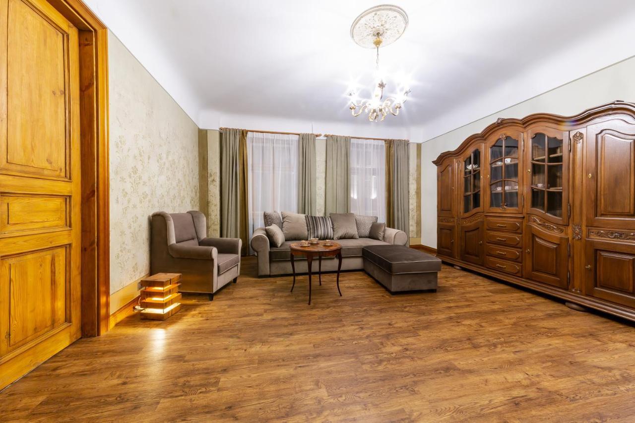 Apartamento Ancient Storie'S Ap 65Sqm Renovated Free Parking Riga Exterior foto