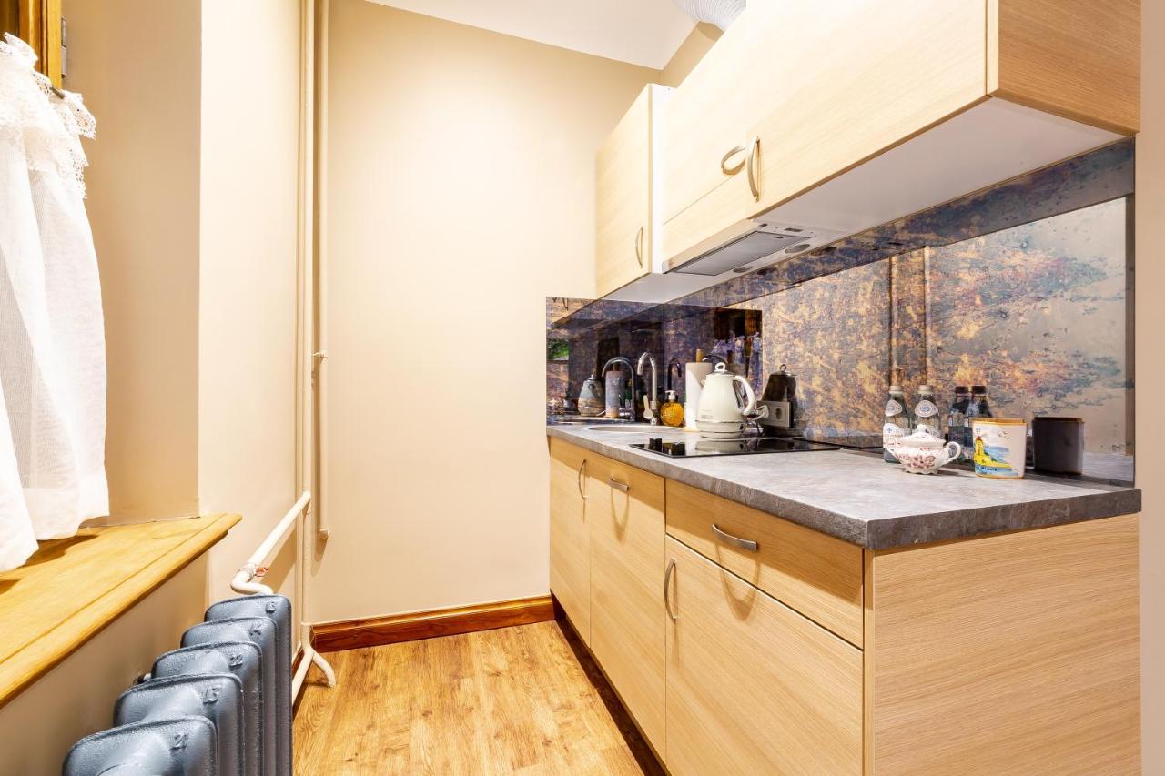 Apartamento Ancient Storie'S Ap 65Sqm Renovated Free Parking Riga Exterior foto